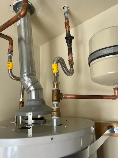 Water heater installation and plumbing repair in Memorial Heights